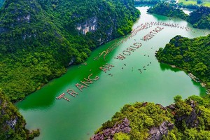 Khu du lịch sinh thái Tràng An là địa điểm đón tiếp đoàn khách 4.500 người của tỷ phú Ấn Độ.