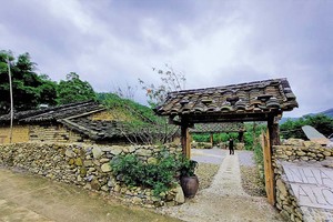 Nhà một hộ dân người Sán Chỉ làm du lịch cộng đồng tại bản Khe Lục. Ảnh: Thanh tân