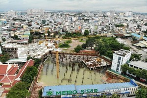 Từ ngày 1/8, không có quy định việc hằng năm UBND Thành phố trình HĐND Thành phố thông qua hệ số điều chỉnh giá đất như luật cũ, nên bảng giá đất áp dụng sau ngày 1/8/2024 sẽ không áp dụng nhân hệ số điều chỉnh giá đất.