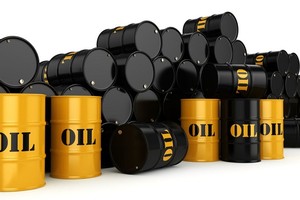 Giá xăng dầu giảm nhẹ từ 15 giờ chiều nay, 24/10.