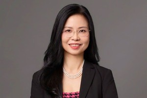 Bà nguyễn thúy hạnh, Tổng giám đốc kiêm Giám đốc Khối Khách hàng Doanh nghiệp và Đầu tư, Ngân hàng Standard Chartered Việt Nam