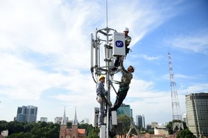 Các nhà mạng Việt Nam đang nỗ lực thương mại hóa 5G diện rộng vào năm 2025.