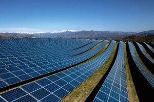 Ngành năng lượng tái tạo: Biến căng thẳng thương mại thành lợi thế