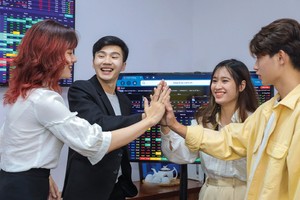 Nâng chất định chế trung gian thị trường chứng khoán