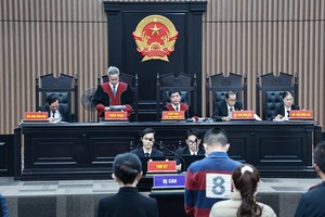 Hội đồng xét xử sơ thẩm vụ án "chuyến bay giải cứu" giai đoạn 2.