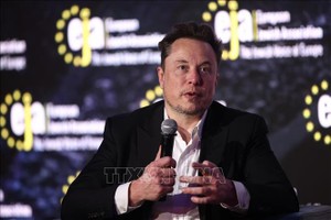 Tỷ phú Mỹ Elon Musk phát biểu tại Krakow, Ba Lan. Ảnh tư liệu: PAP/TTXVN