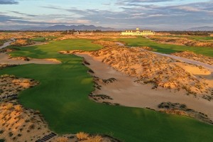 Sân golf 18 lỗ (thuộc giai đoạn 1 của Dự án Khu nghỉ dưỡng Nam Hội An) đã hoàn thành và đưa vào hoạt động từ năm 2020. 