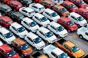 Việt Nam chi 163 triệu USD để nhập 7.226 chiếc xe ô tô trong tháng đầu năm 2025, tăng 514 xe so với cùng kỳ năm trước. 