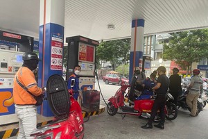 TP.HCM sẽ tăng cường kiểm tra việc phát hành hóa đơn điện tử theo từng lần bán hàng tại các cửa hàng xăng dầu