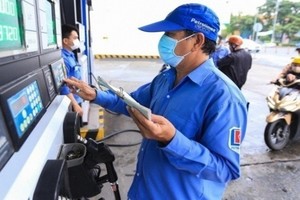 Giá xăng tăng thêm 257 đồng mỗi lít từ 15 giờ chiều nay, 20/2/2025.