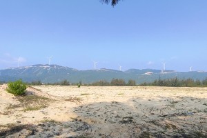 Hạ tầng Khu công nghiệp Nhơn Hội - Khu B chưa hoàn thiện.