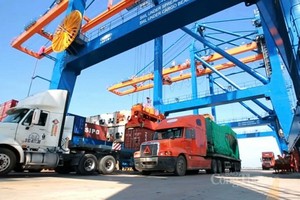 Để tăng trưởng xuất khẩu 12%, Bộ Công thương đề nghị phải khai thác các thị trường mới.