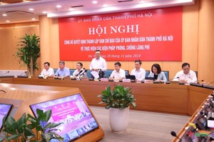 Chủ tịch UBND TP. Hà Nội Trần Sỹ Thanh là Trưởng Ban Chỉ đạo về thực hiện các biện pháp phòng, chống lãng phí của UBND TP. Hà Nội. 