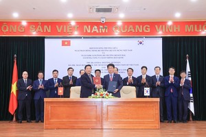 Hội đàm giữa Bộ trưởng Bộ Xây dựng Trần Hồng Minh và Bộ trưởng Bộ Đất đai, Cơ sở hạ tầng và Giao thông Hàn Quốc (31/3/2025) 