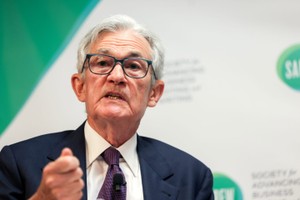 Chủ tịch Fed Jerome Powell: Áp đặt thuế quan làm tăng thất nghiệp, lạm phát cao tại Mỹ 