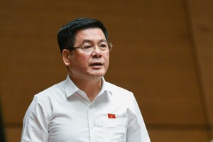 Bộ trưởng Bộ Công thương Nguyễn Hồng Diên 