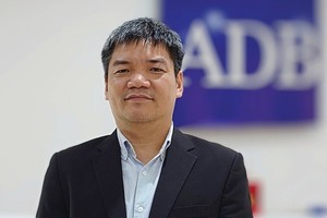 Ông Nguyễn Bá Hùng, Kinh tế trưởng Ngân hàng Phát triển châu Á (ADB) tại Việt Nam. 