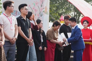 Lễ hội Quà tặng Du lịch Hà Nội thu hút hơn 3 vạn lượt khách 