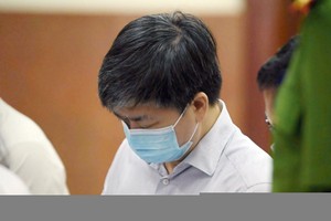 Bị cáo Lê Đức Thọ, cựu Bí thư Tỉnh ủy Bến Tre.