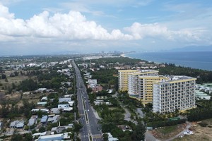 Tổ hợp khách sạn và dịch vụ du lịch CYAN nằm trên phường Điện Dương, thị xã Điện Bàn.