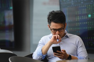 Thị trường chứng khoán Việt Nam đặc biệt nhạy cảm với các thông tin không chính thức