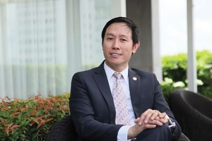 TS. Huỳnh Trung Minh, Chuyên gia tài chính