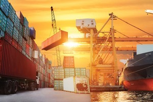 Rủi ro thương mại mới nổi và hướng tiếp cận danh mục nửa cuối năm