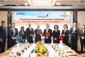 Lễ ký kết hợp tác chiến lược giữa Sun PhuQuoc Airways và Amadeus