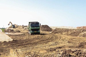 Thi công Dự án Đầu tư xây dựng tuyến đường cao tốc Ninh Bình - Hải Phòng, đoạn qua tỉnh Nam Định (cũ) và Thái Bình (cũ). 