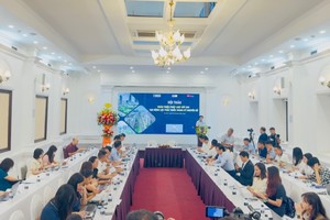 Toàn cảnh Hội thảo “Hoàn thiện pháp luật đất đai tạo động lực phát triển trong kỷ nguyên số”.