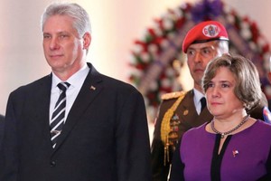 Bí thư thứ nhất, Chủ tịch nước Cuba Miguel Díaz-Canel Bermúdez và Phu nhân. Ảnh tư liệu.