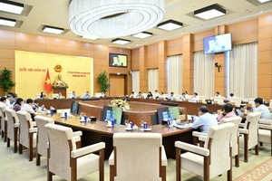 Một phiên họp của Ủy ban Thường vụ Quốc hội.
