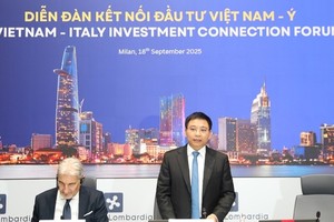 Bộ trưởng Bộ Tài chính Việt Nam Nguyễn Văn Thắng phát biểu tại Diễn đàn Kết nối đầu tư 2025 tổ chức tại Milan, vùng Lombardy (Italia). Ảnh: Duy Thái.