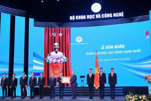Khoa học công nghệ: Viết tiếp hành trình khát vọng bằng tư duy đổi mới 