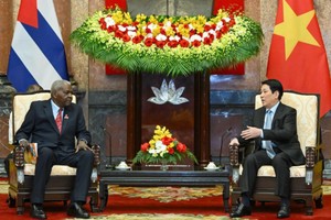 Chủ tịch Quốc hội Cuba hội kiến Chủ tịch nước Lương Cường 