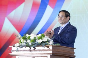 Thủ tướng Phạm Minh Chính Phát biểu đáp từ sau phát biểu chỉ đạo của Tổng Bí thư Tô Lâm. Ảnh: VGP/Nhật Bắc.