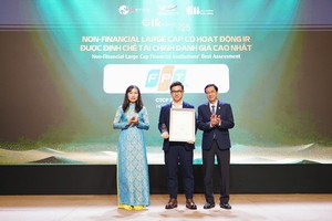 FPT được vinh danh Top 3 Doanh nghiệp nhóm vốn hóa lớn lĩnh vực phi tài chính có hoạt động IR được Định chế tài chính đánh giá cao nhất 