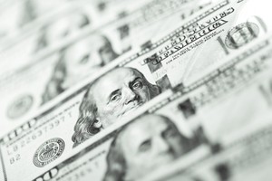 Khi Fed cắt giảm lãi suất và đồng USD suy yếu, các nền kinh tế mới nổi được tiếp thêm động lực tăng trưởng