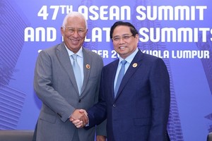 Thủ tướng Chính phủ Phạm Minh Chính có cuộc gặp với Chủ tịch Hội đồng châu Âu Antonio Costa - Ảnh: VGP/Nhật Bắc.