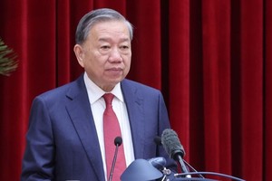 Tổng Bí thư Tô Lâm phát biểu khai mạc Hội nghị lần thứ 14 Ban Chấp hành Trung ương Đảng khóa XIII. (Ảnh: Thống Nhất/TTXVN).