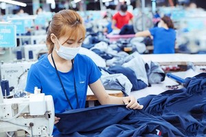 Xuất khẩu toàn ngành dệt may cả năm 2025 ước đạt 46 tỷ USD, xuất siêu 21 tỷ USD. 