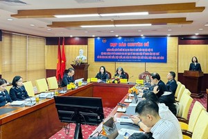 Toàn cảnh buổi họp báo.