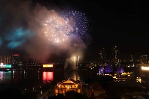 TP.HCM rực sáng pháo hoa đón năm 2026 