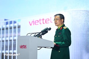 Trung tướng Tào Đức Thắng, Chủ tịch kiêm Tổng Giám đốc Tập đoàn Viettel phát biểu tại sự kiện. (Ảnh: Minh Sơn) 