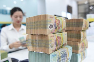 NIM vẫn chịu áp lực giảm