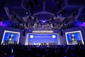 Tổng thống Mỹ Donald Trump phát biểu tại sự kiện ra mắt Hội đồng Hòa bình bên lề Diễn đàn Kinh tế Thế giới ở Davos, Thụy Sĩ, ngày 22/1/2026. Ảnh: THX/TTXVN