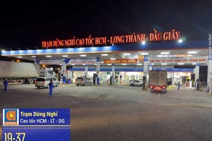 Công ty TNHH TMDV xăng dầu Châu Thành đã căng biển tạm ngưng kinh doanh xăng dầu tại trạm dừng nghỉ trên cao tốc TP.HCM – Long Thành – Dầu Giây. 