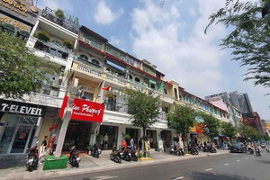 TP.HCM “thay áo mới” khu vực trung tâm phục vụ người dân vui Xuân Bính Ngọ 2026 