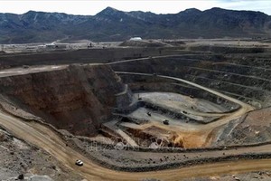 Toàn cảnh mỏ đất hiếm ở núi Pass, bang California, Mỹ. Ảnh: REUTERS/TTXVN 