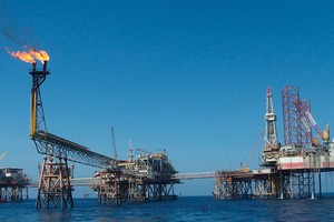 Chi tiêu đầu tư của ngành dầu khí trong thời gian tới sẽ ở mức cao nhất, tạo lợi thế cho các doanh nghiệp dịch vụ dầu khí